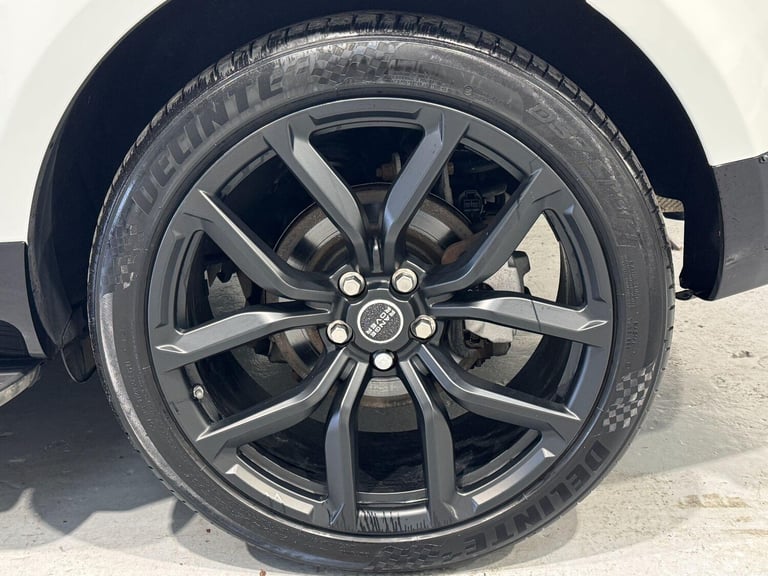 2018 Land Rover Range Rover Sport 2.0 SD4 HSE 5dr Auto ESTATE DIESEL Automatic