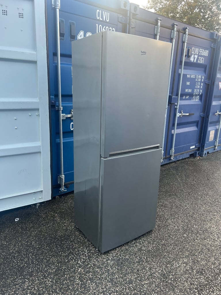 BEKO LARGE FRIDGE FREEZER FOR SALE