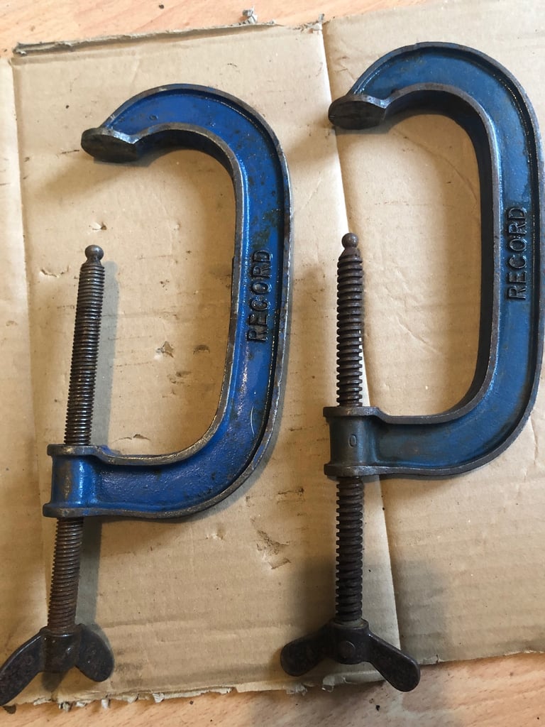 4 record heavy duty G clamps 3 x size 6 & a number 4