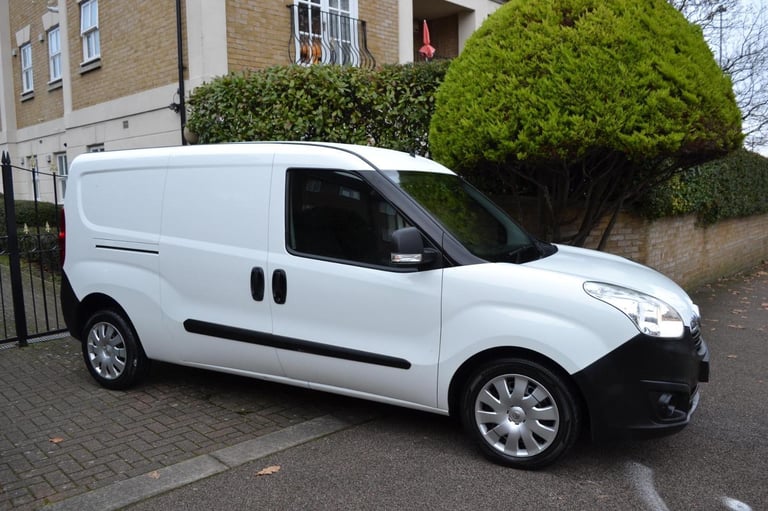 2017 Vauxhall Combo COMBI,PANEL,CREW VAN 5 SEATS,2300 CDTI