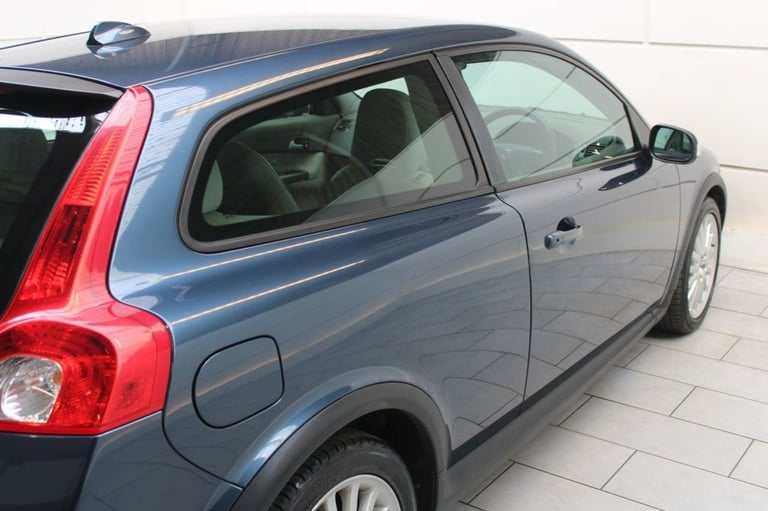 2007 Volvo C30 2.0 SE Lux Coupe 2dr Petrol Manual (177 g/km, 143 bhp) Coupe Petrol Manual