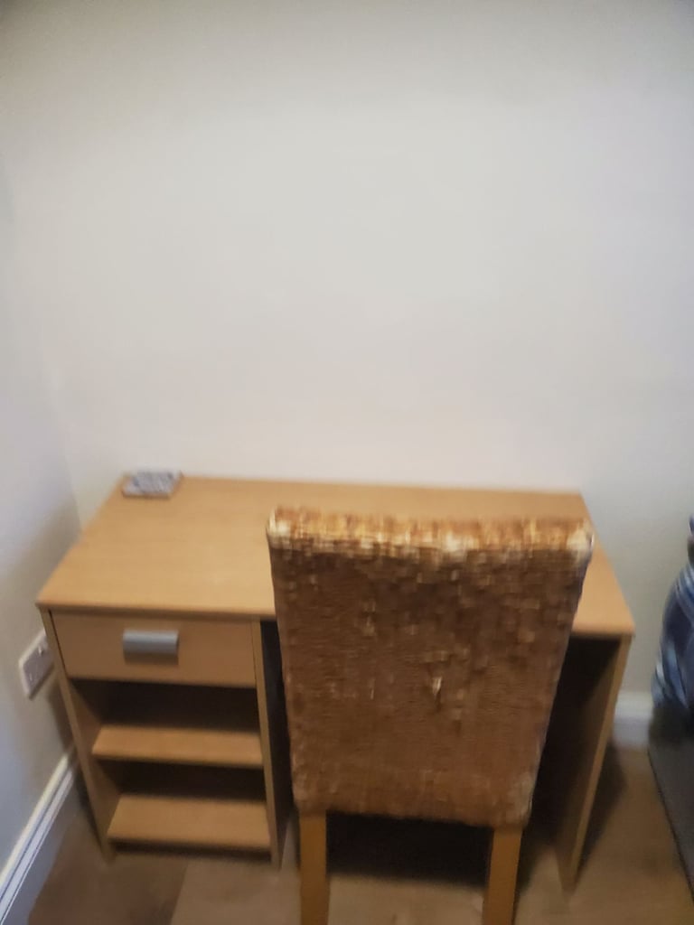 Full Ensuite Bedroom- Newcastle City Center-650PCM-All Bills Inc-No agents