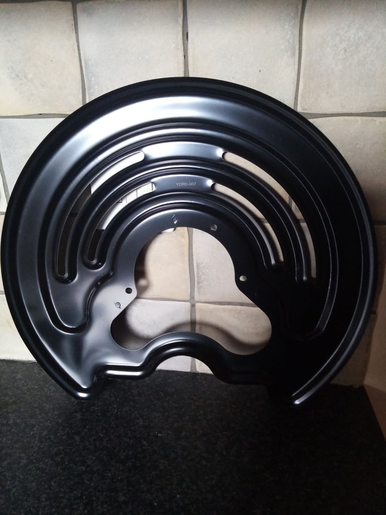 RENAULT TRAFIC 01-14 REAR BRAKE DISC DUST COVER PLATE sold as a pair LH and RH