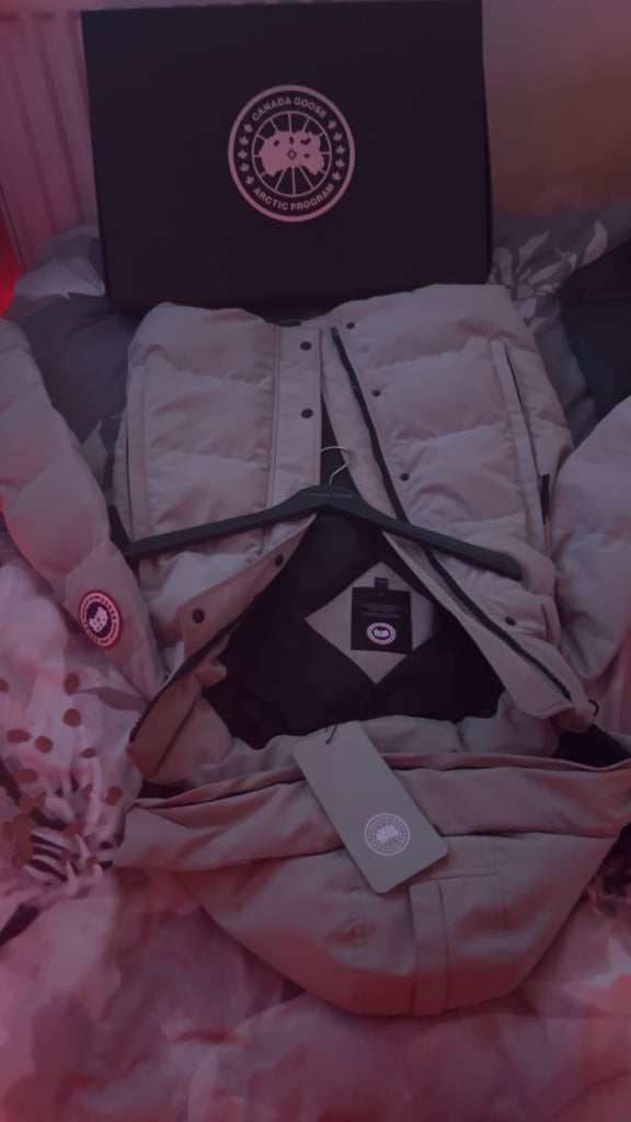 Canada goose Wyndham parka retail £1,291