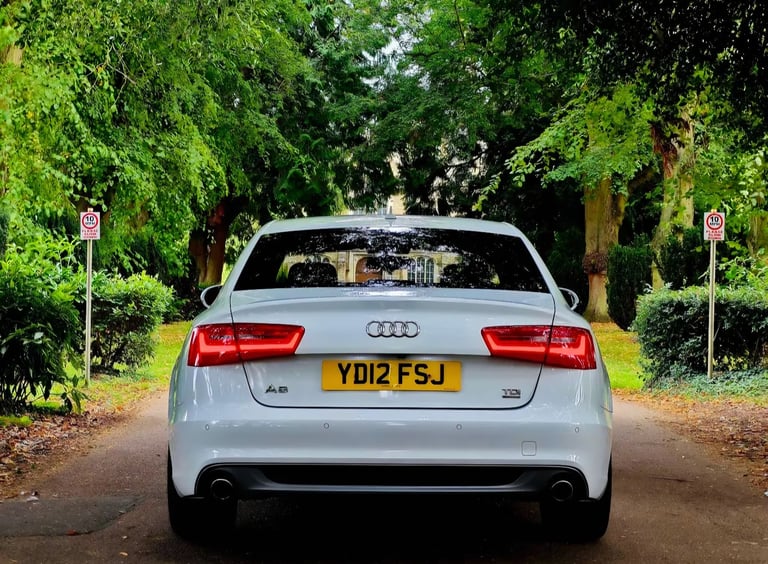 Audi, A6, Saloon, 2012, Semi-Auto, 2967 (cc), 4 doors