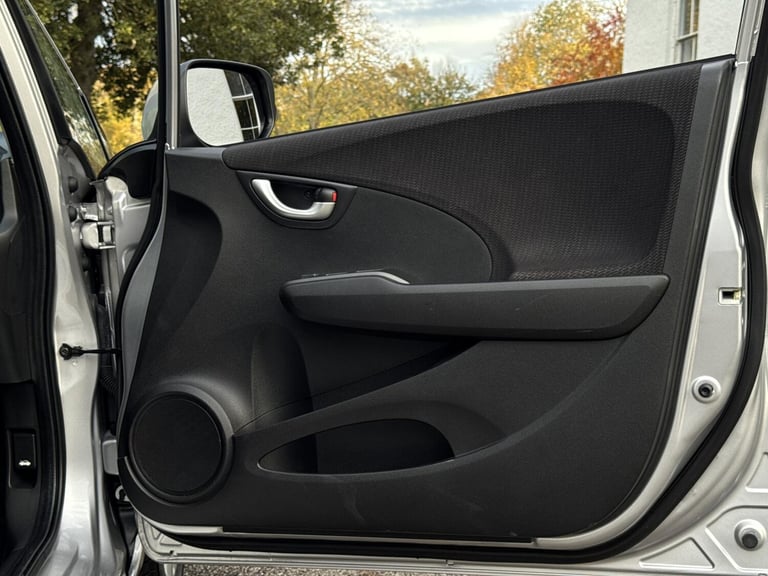 2013 Honda Jazz 1.4 i-VTEC ES Plus Hatchback 5dr Petrol CVT Euro 5 (99 ps) Hatchback Petrol Autom...