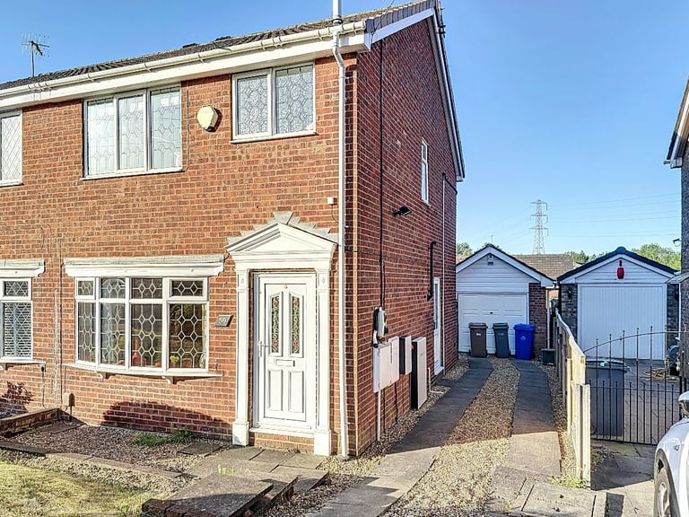 2 bedrooms in ROOM IN Braithwell Drive, Stoke-on-Trent, Staffordshire, ST2 7NT