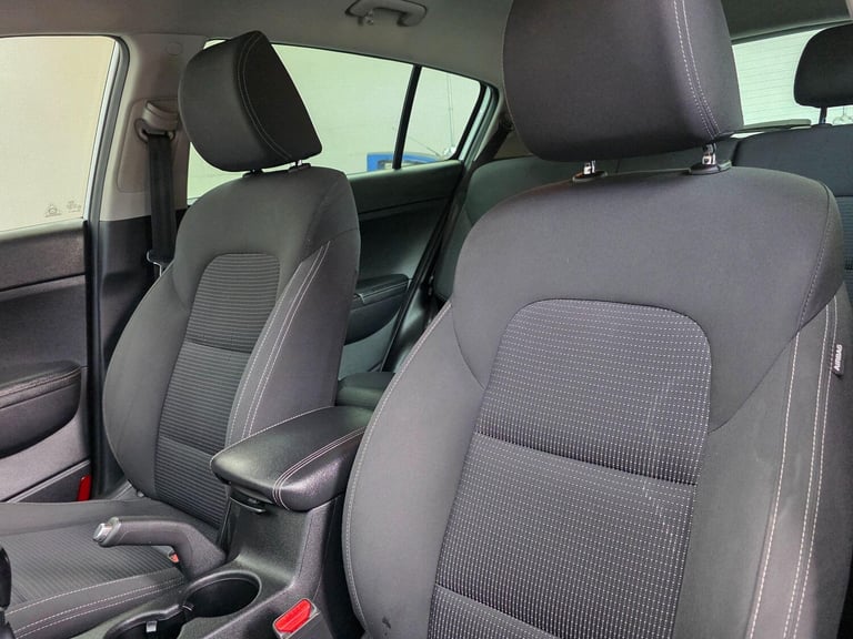 2016 Kia Sportage 1.7 CRDi 2 Euro 6 (s/s) 5dr ESTATE Diesel Manual