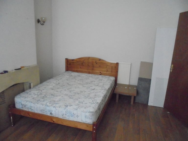Rooms to Rent in 7 Bed House on Ivor Road, Sparkhill. Supported Accommodation. Immediate Move In