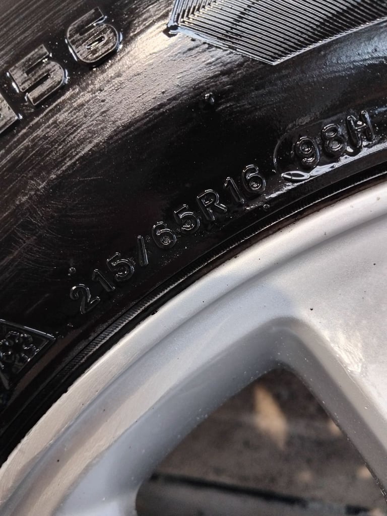 Genuine Honda CRV 16" Alloys with mud and snow tyres.