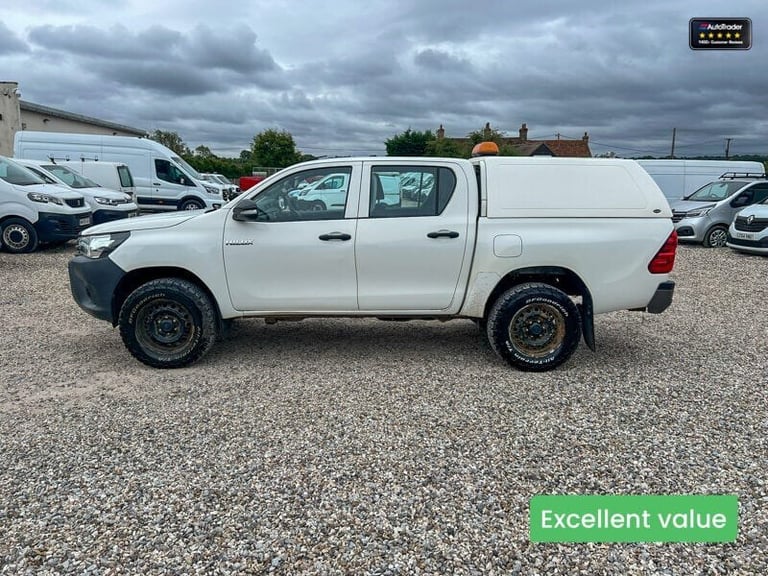 2017 Toyota Hilux Crew Cab 4X4 Active 4WD Air Con Rear Camera EURO 6 NO VAT Pickup Diesel Manual