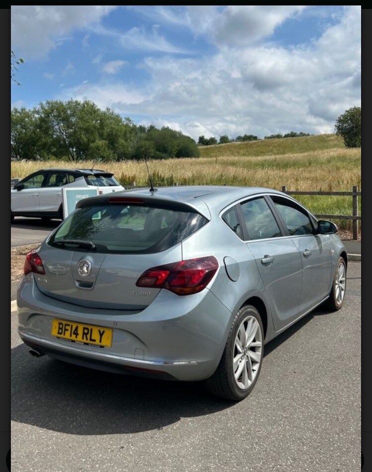 2014 Vauxhall Astra 1.4T 16V SRi 5dr HATCHBACK Petrol Manual