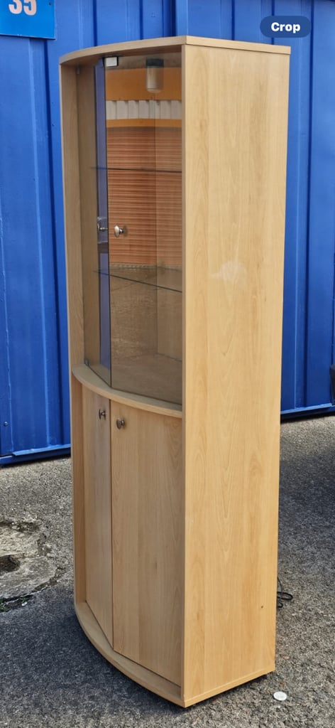 Display cabinet 