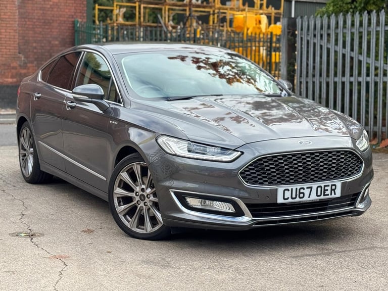image for 2017 Ford Mondeo 2.0 TDCi Vignale Saloon 4dr Diesel Powershift Euro 6 (s/s)