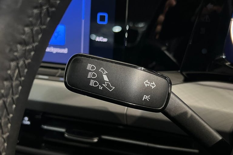 2021 21 VOLKSWAGEN GOLF 1.5 TSI LIFE HATCHBACK 5DR PETROL MANUAL EURO 6 (S/S) (1