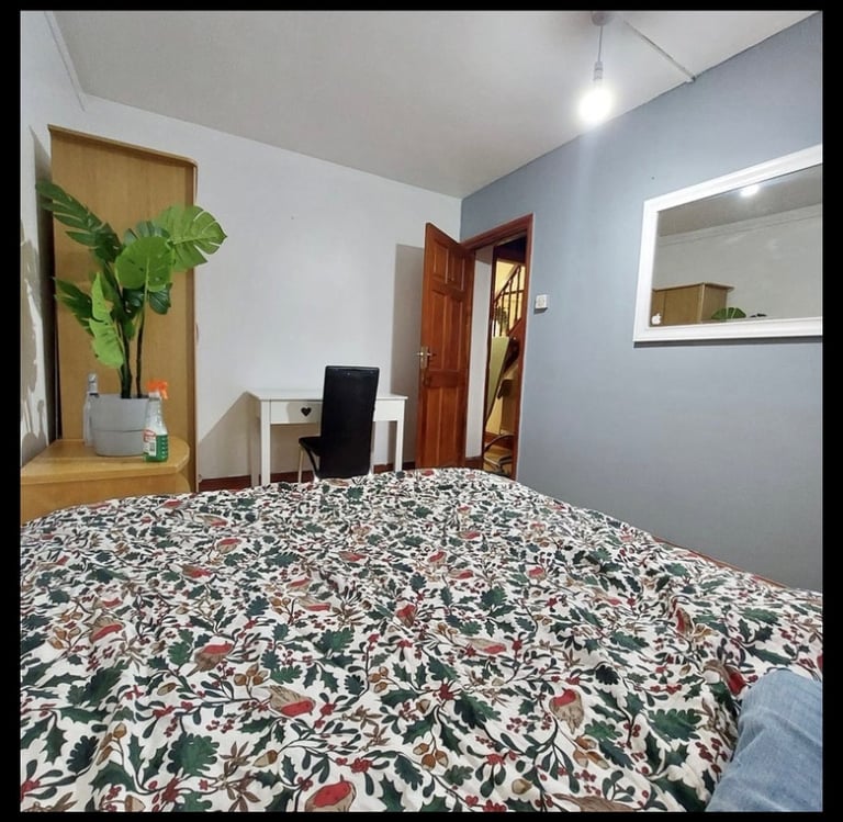 Double room furnished 