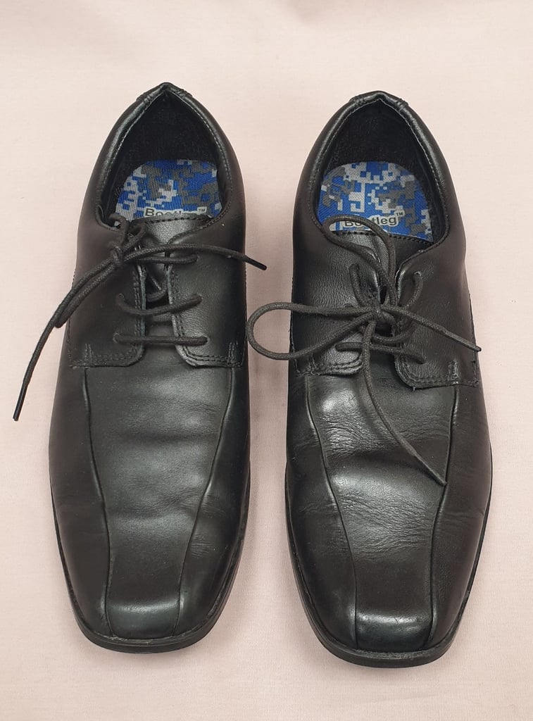 Hoxton chap clarks shoes store