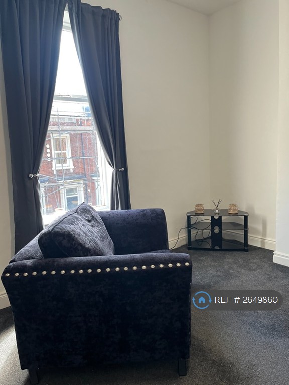 image for 2 bedroom flat in Argyle Square, Sunderland, SR2 (2 bed) (#2649860)