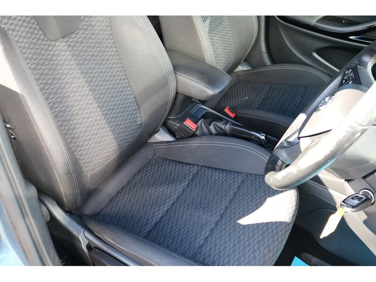 2017 Vauxhall Astra i Turbo SRi Estate Petrol Manual