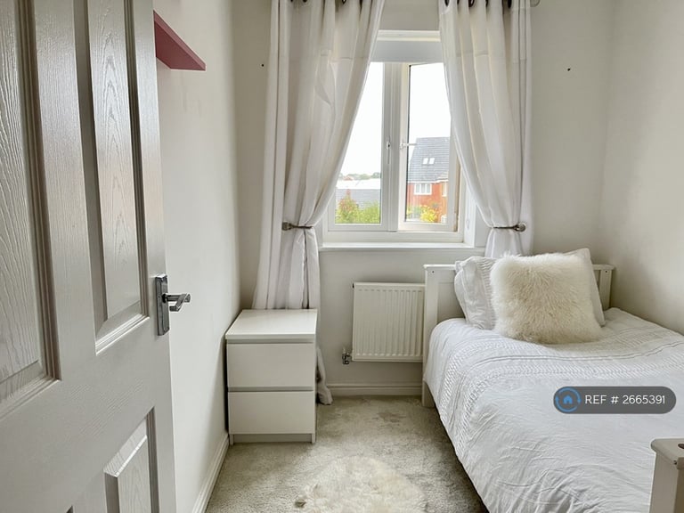 1 bedroom in Castle Hedingham, Trowbridge, BA14 (#2665391)