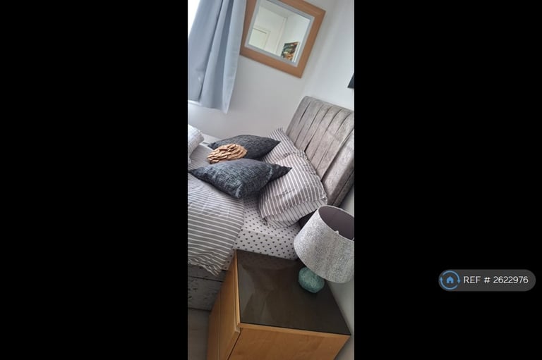 2 bedroom flat in Warwickhill Road, Kilmarnock, KA1 (2 bed) (#2622976)