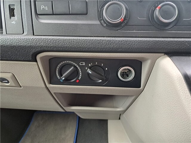 2017 Volkswagen Transporter 2.0 BiTDI BMT 204 Startline Window Van 4MOTION Window Van Diesel Manual