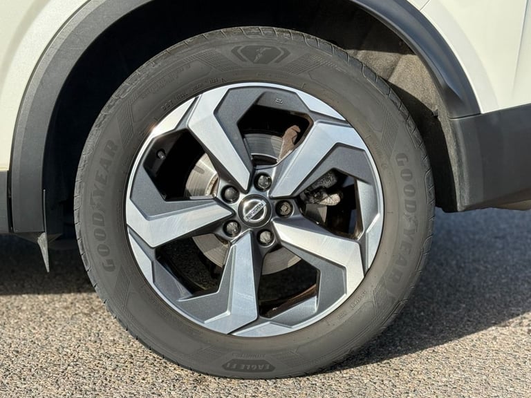 2021 Nissan Qashqai 1.3 DiG-T MH 158 N-Connecta 5dr 4WD Xtronic HATCHBACK PETROL Automatic