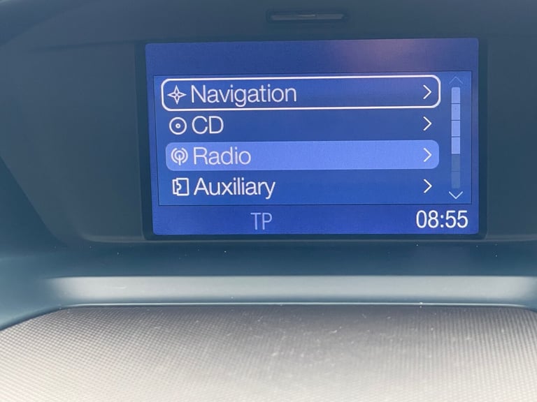 Ford C-Max Titanium 1.6TI 125BHP in Stunning Silver Metallic with Unmarked Cloth