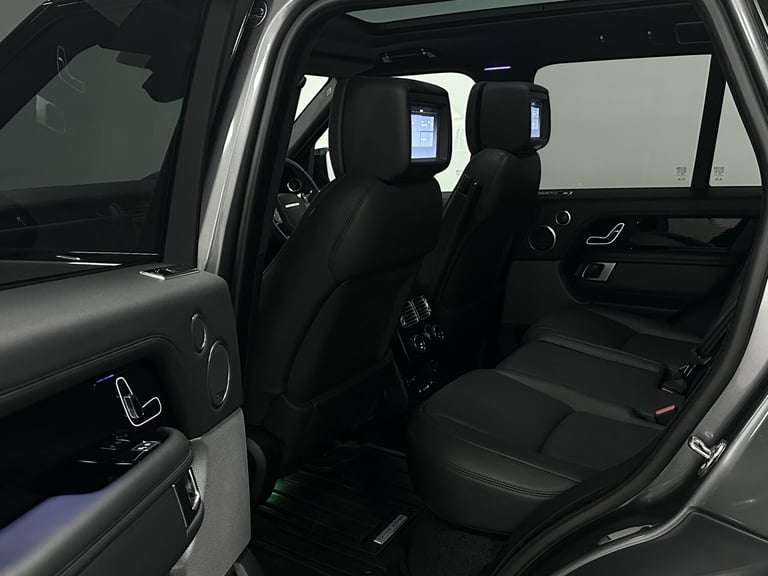 2019 Land Rover Range Rover Vogue 3.0 SDV6 Vogue Auto ( 275 bhp ) Station Wagon Diesel Automatic