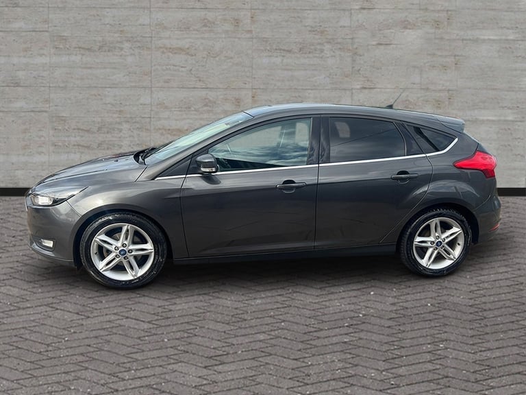 2016 FORD FOCUS 1.0 PETROL 6 MONTHS WARRANTY, DRIVES NICE AND COMRORTABLE 