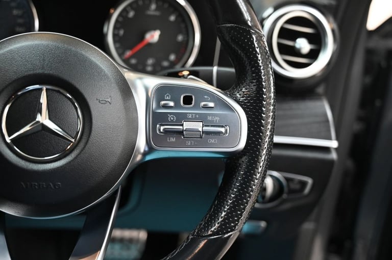 2018 Mercedes-Benz E-Class 2.0 E220d AMG Line Saloon 4dr Diesel G-Tronic+ Euro 6 (s/s) (194 ps) S...