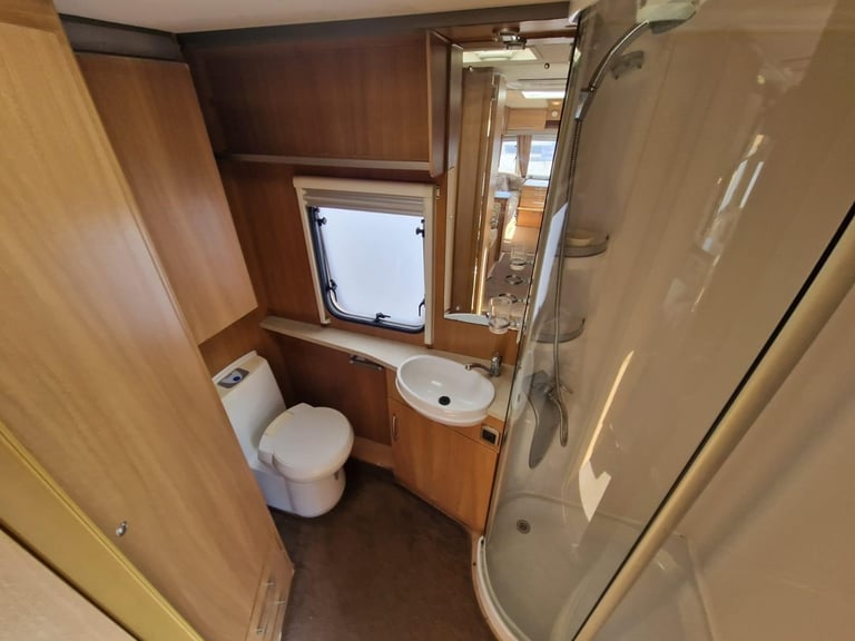 2008 Swift Challenger 530 Single Axle 4 Berth Large Rear Bathroom Bunk Bed