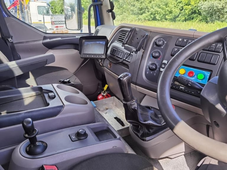 2016  DAF LF 250 EURO 6, 18 TON GROSS 4X2 with 19 1/2 Ft Dropside Body