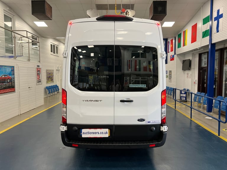 2020 Ford Transit 2.0 EcoBlue 130ps H3 17 Seater Trend MINIBUS Diesel Manual