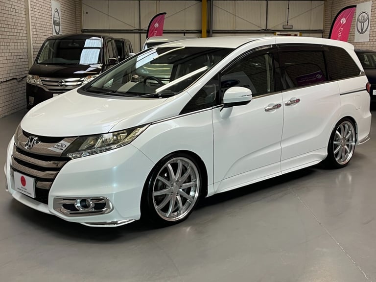 2014 14 HONDA ODYSSEY 2.4 ABSOLUTE EX AUTOMATIC 7 SEATER - FRESH JAPANESE IMPORT