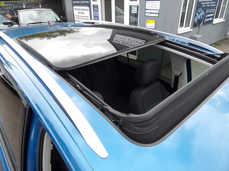 2018 Volkswagen Touran 2.0 TDI SE Family 5dr DSG MPV DIESEL Automatic