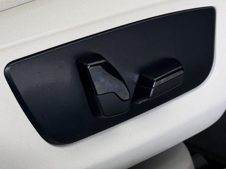 2018 BMW 5 Series 540i xDrive SE 4dr Auto SALOON PETROL Automatic