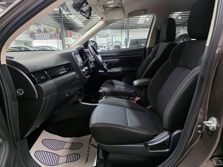 2021 Mitsubishi Outlander 2.0 MIVEC Design CVT 4WD Euro 6 (s/s) 5dr ESTATE Petrol Automatic