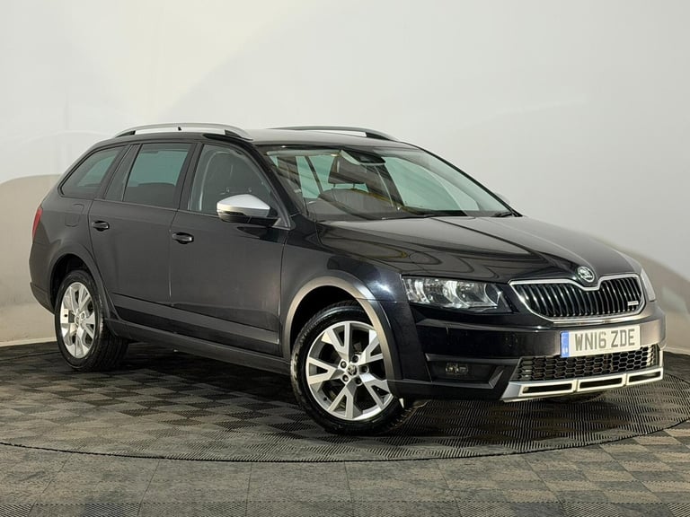 2016 SKODA OCTAVIA SCOUT 2.0 DIESEL DSG AUTOMATIC 4WD 4X4 ESTATE 1 PREV OWNER