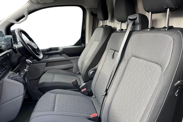 2025 Ford Transit Custom 280 Limited L1 SWB FWD 2.0 EcoBlue 136ps APPLE CAR PLAY + ANDROID AUTO, ...