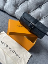 Loui Vuitton watch box 