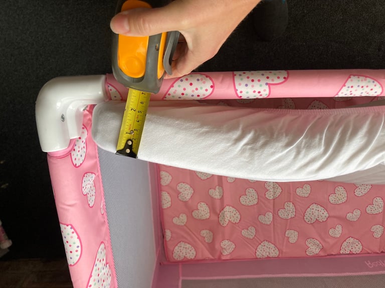 Travel cot