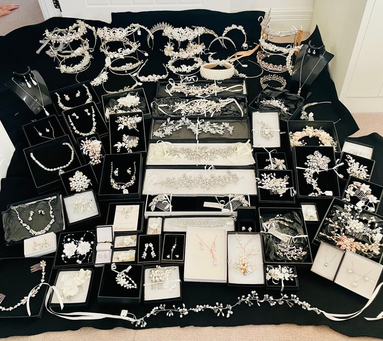 image for Quality wedding & special occassion tiaras, head pieces & jewellery approx 85 pieces new in boxes