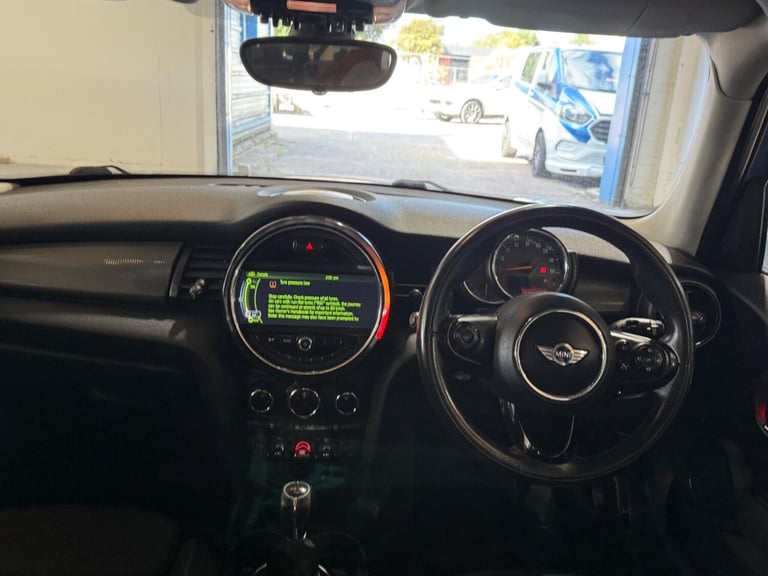  MINI Hatch 1.5 Cooper D Euro 6 (s/s) 5dr Diesel Manual