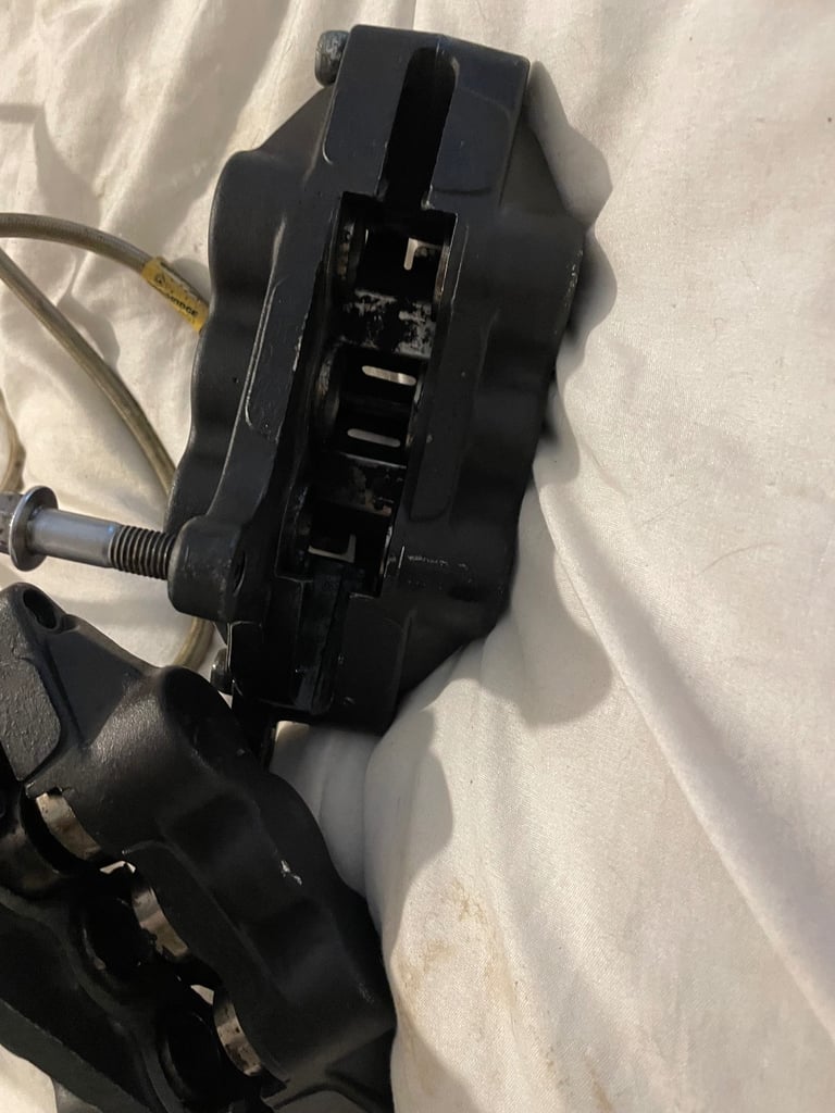 Brake callipers 
