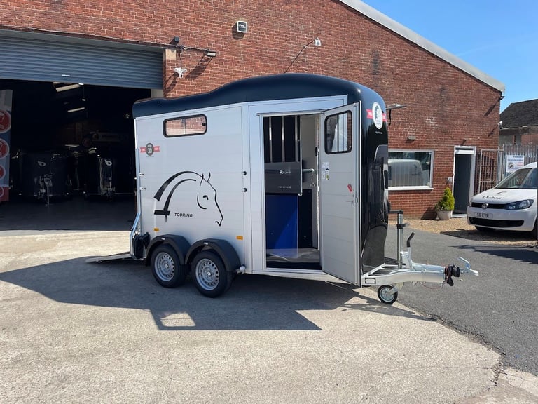 Cheval Liberte Touring Country 2 horse trailer with tack room, Brand New, £6800 + VAT