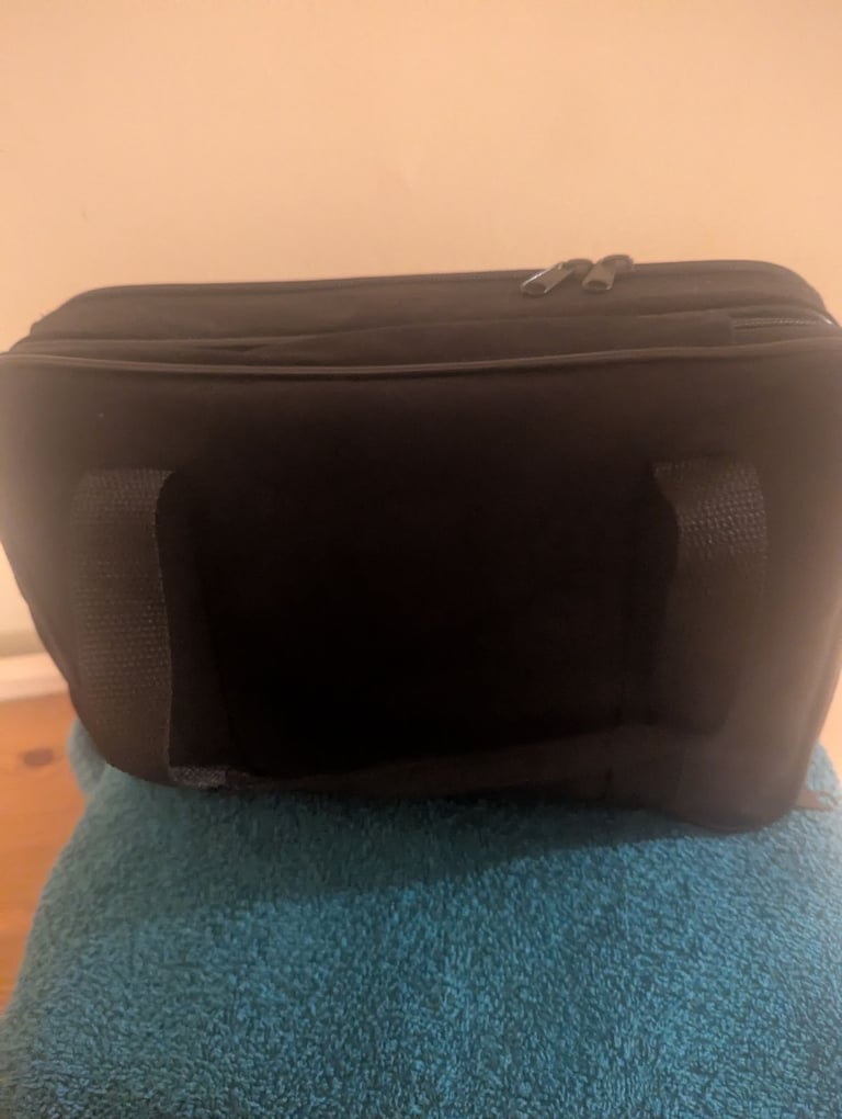 Portable DVD player 