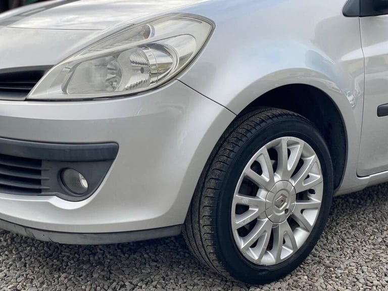 2008 Renault Clio 1.2 TCe 16v Dynamique Hatchback 5dr Petrol Manual (139 g/km, 100 bhp) Hatchback...