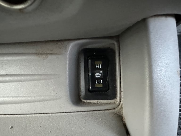 2007 Mitsubishi L200 Double Cab DI-D Elegance 4WD Auto 134Bhp PICK UP DIESEL Automatic