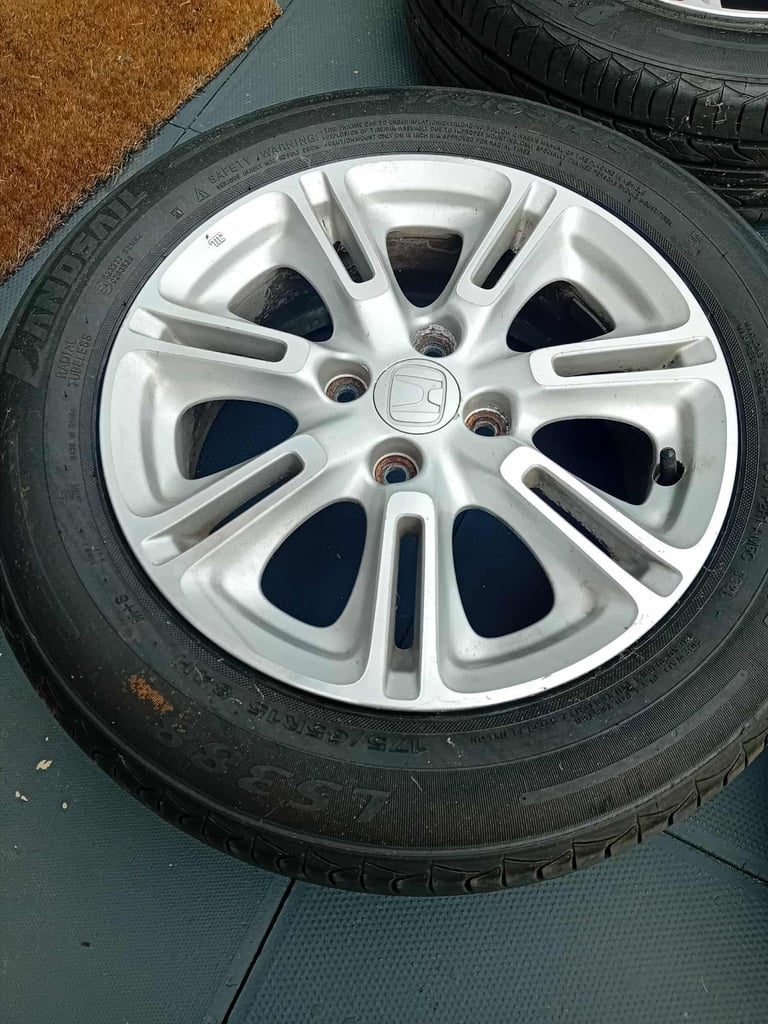 Honda Alloy Wheels 4 tyres + Spare 175/65 R15